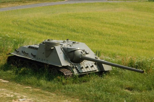 Обзор СУ-100. Истребитель танков