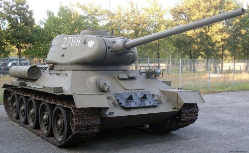 Обзор Т-34-85. Средний танк. Игра и история